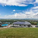 Village de vacances Wellness Inovec 3*